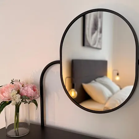 Isg - Near Carol Park & Unirii Area - Rh Living