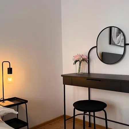 Isg - Near Carol Park&unirii Area - Rh Living *