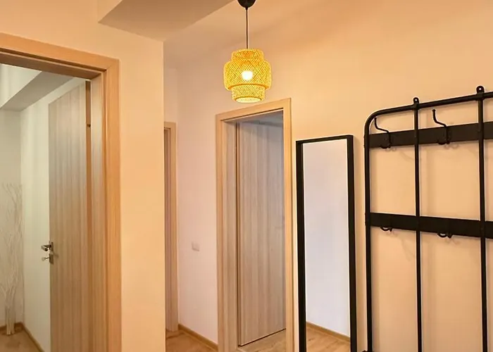 Isg - Near Carol Park & Unirii Area - Rh Living Бухарест