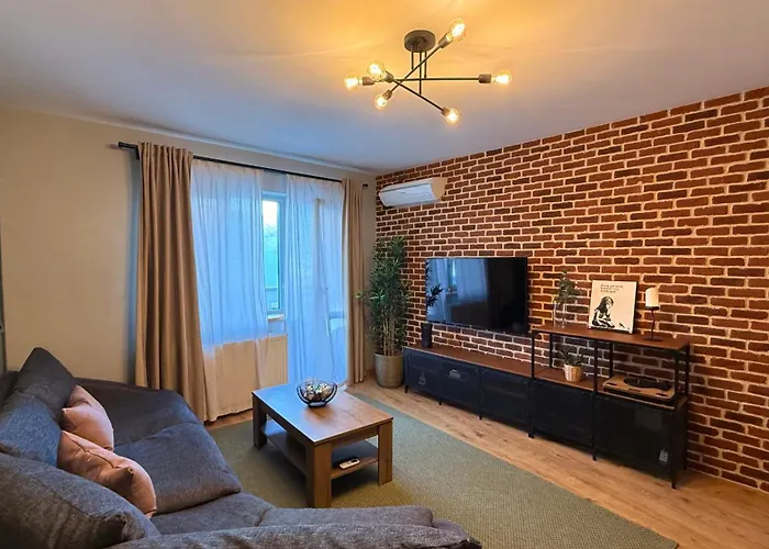Isg - Near Carol Park & Unirii Area - Rh Living *